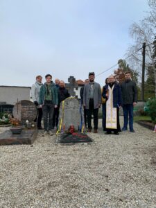 Пластуни Відня відзначили Свято Покрови мандрівкою козацькими місцями Австрії