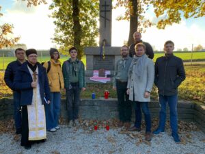 Пластуни Відня відзначили Свято Покрови мандрівкою козацькими місцями Австрії