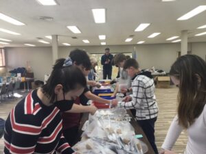 krainian Scouts from Plast in Chicago assembled over 250 field first aid kits to be shipped to Ukraine