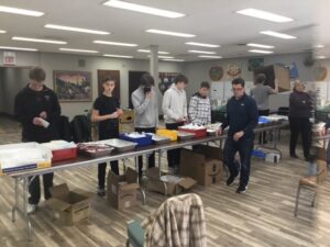 krainian Scouts from Plast in Chicago assembled over 250 field first aid kits to be shipped to Ukraine