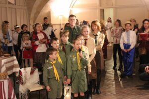 Різдвяна свічечка в Парижі 2020