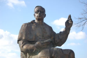 Пам'ятник Августинові Волошину в Ужгороді