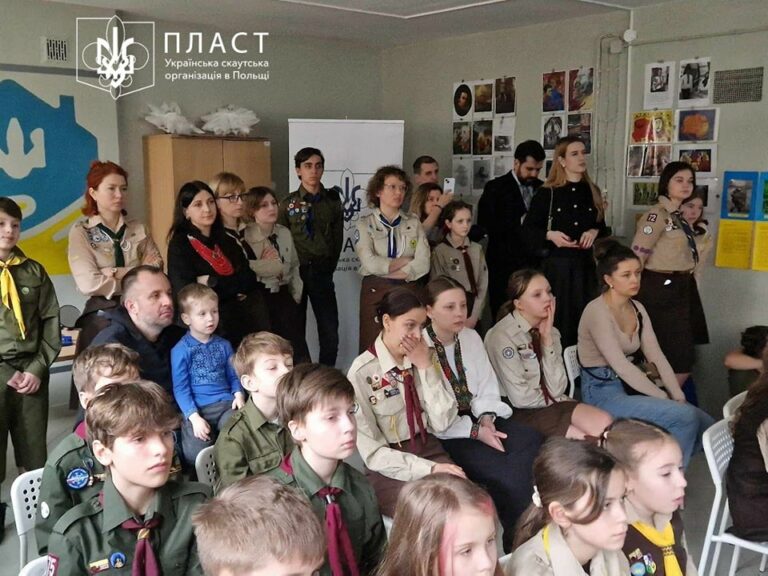 Пластуни Варшави: 24 лютого вже стало новим відліком у календарі українців