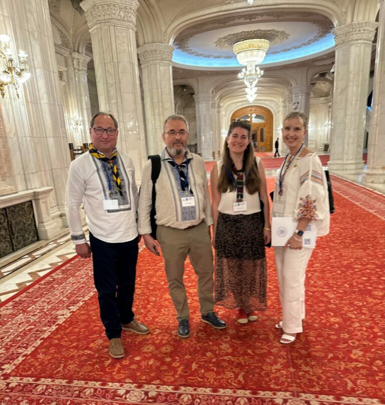 Пластуни беруть участь у Саміті Світового Конгресу Українців у Бухаресті