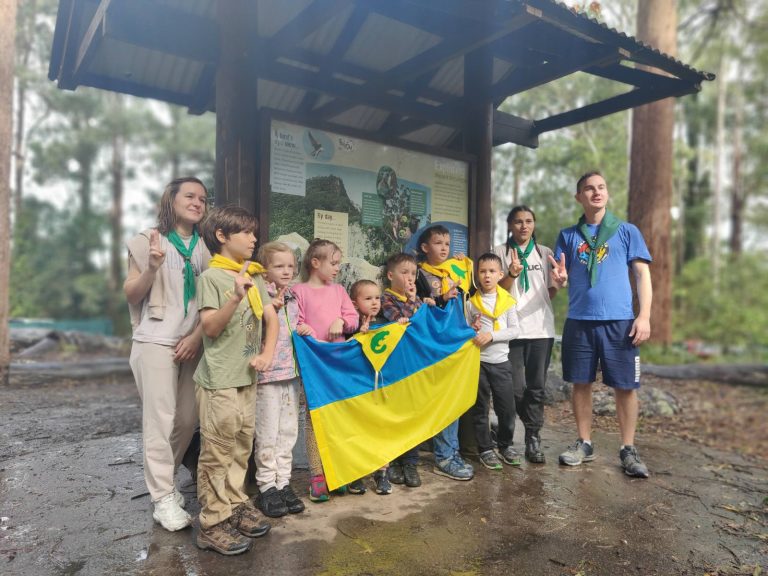 Прогулька пластунів Квінсленда у гори Нґуннґун