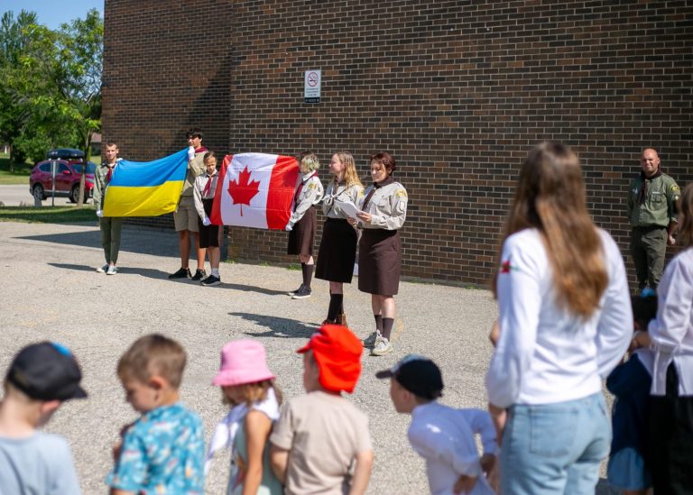 “Навколо Світу за чотири тижні!” – завершився пластовий табір Станиці Кітченер/Вотерлу