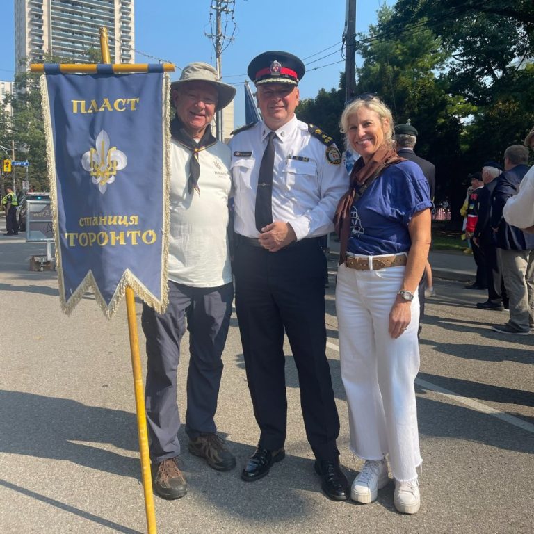 Пластуни станиці Торонто пройшли дефілядою під час BWV Toronto Ukrainian Festival