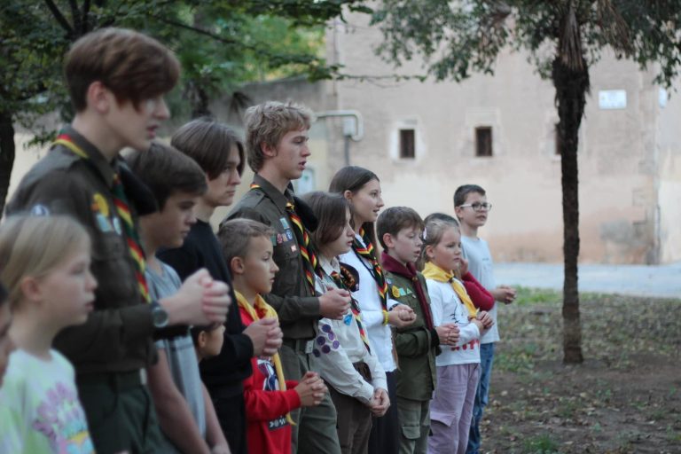 Пластуни Барселони відзначили річницю Листопадового Чину