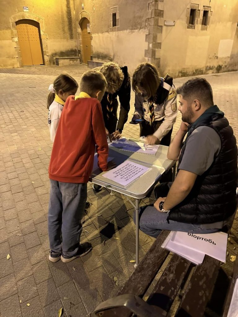 Пластуни Барселони відзначили річницю Листопадового Чину