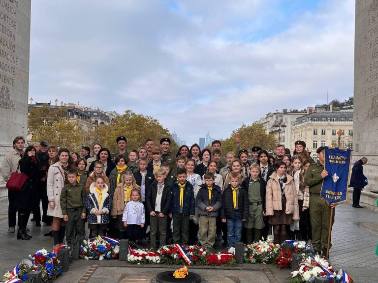 Пластуни Парижа зустрілися з Блаженнійшим Святославом, главою УГКЦ