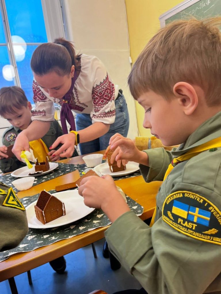 Пташата і новацтво осередку Стокгольм мали неймовірне Свято Миколая