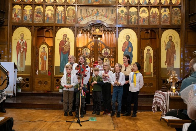 Благодійна акція “Пласт колядує” вже другий рік є найбільшою фандрейзинговою подією станиці Лондон