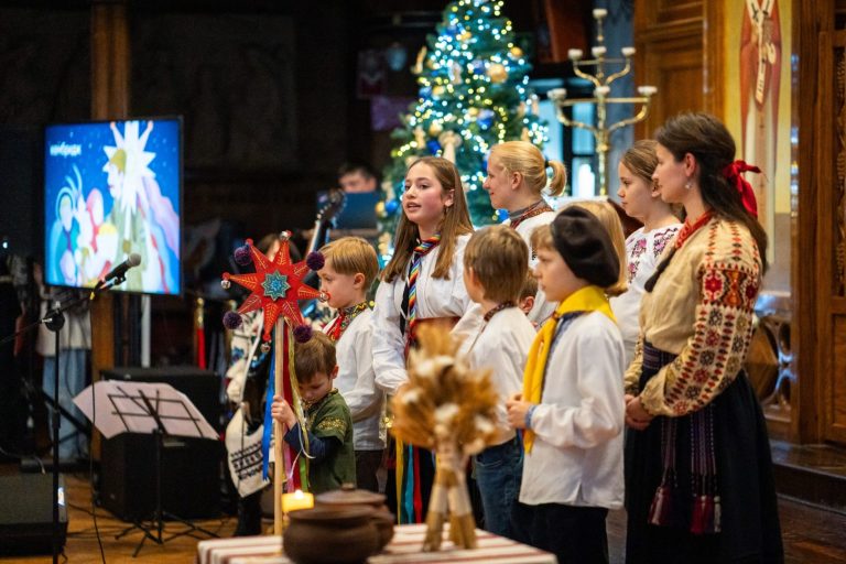 Благодійна акція “Пласт колядує” вже другий рік є найбільшою фандрейзинговою подією станиці Лондон