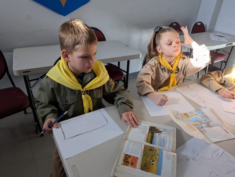 26 січня 2025 пластуни-новаки з Калґарі виконували вмілість “Малий Амбасадор”