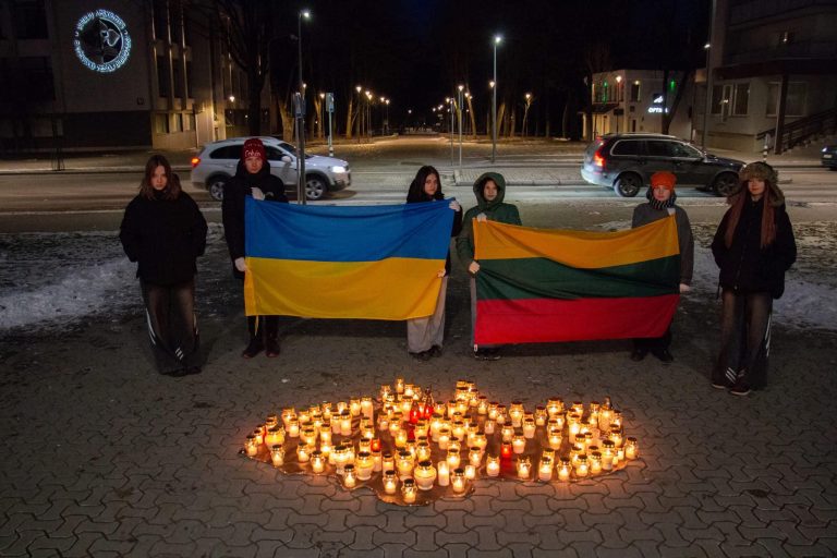 Пластуни Литви взяли участь у вшануванні жертв російсько-української війни