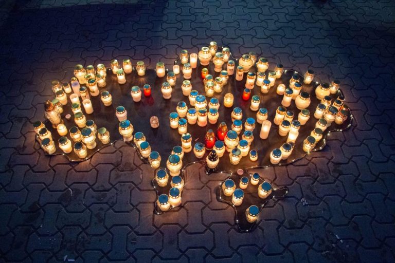 Пластуни Литви взяли участь у вшануванні жертв російсько-української війни