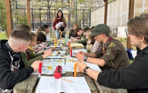Пластуни Барселони провели теплу й символічну для всіх акцію – писанкарство
