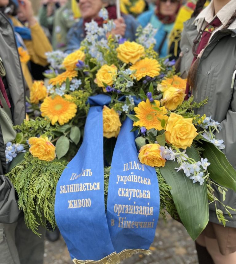 Пластуни взяли участь у відзначенні 80-ої річниці звільнення концентраційного табору в Равенсбрюк