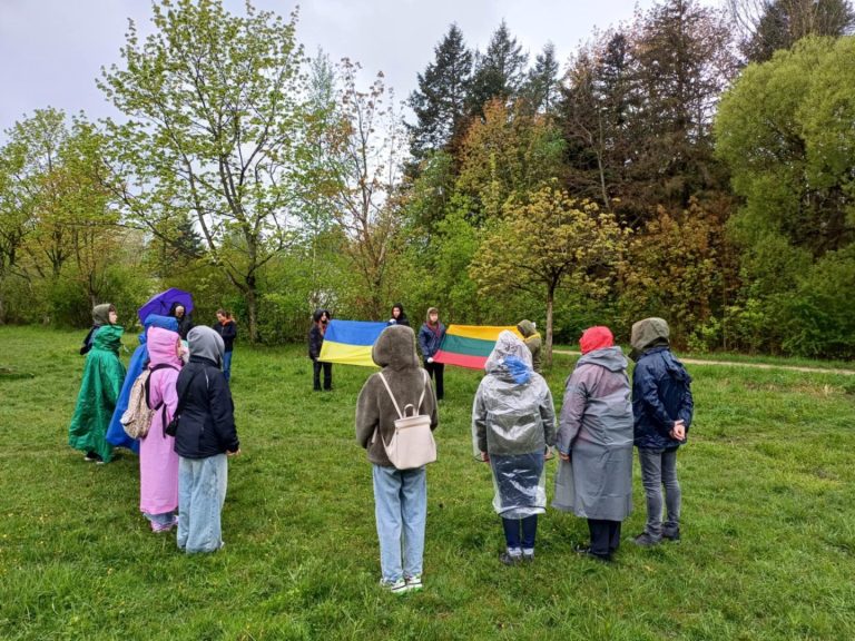 Спільна еко-акція пластунів та скаутів Шяуляй, Литва