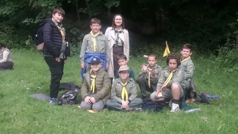 Пластуни Парижа відвідали музей пожежників у місті Оні