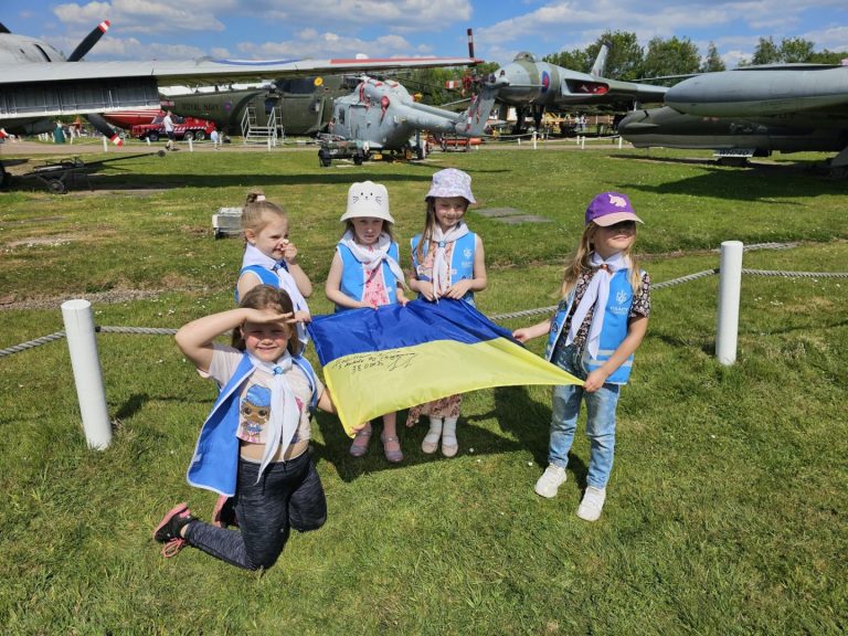 10 травня 2025 пластуни з Ноттінґгама вирушили у мандрівку до East Midlands Aeropark