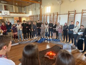 Пластуни Стокгольму мали ватру-зустріч із Тарасом Компаніченком