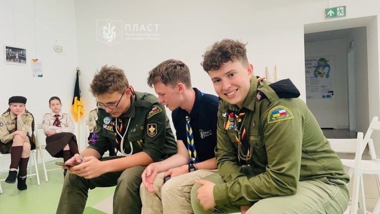 Сходини 18 травня 2025 пластового куреня ім. Цьопи Паліїв відбулись в просторі Spilno Lublin