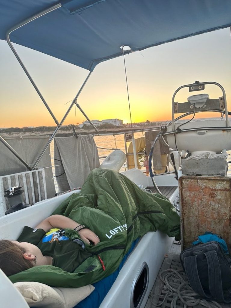 Пластуни Кіпру вийшли в море