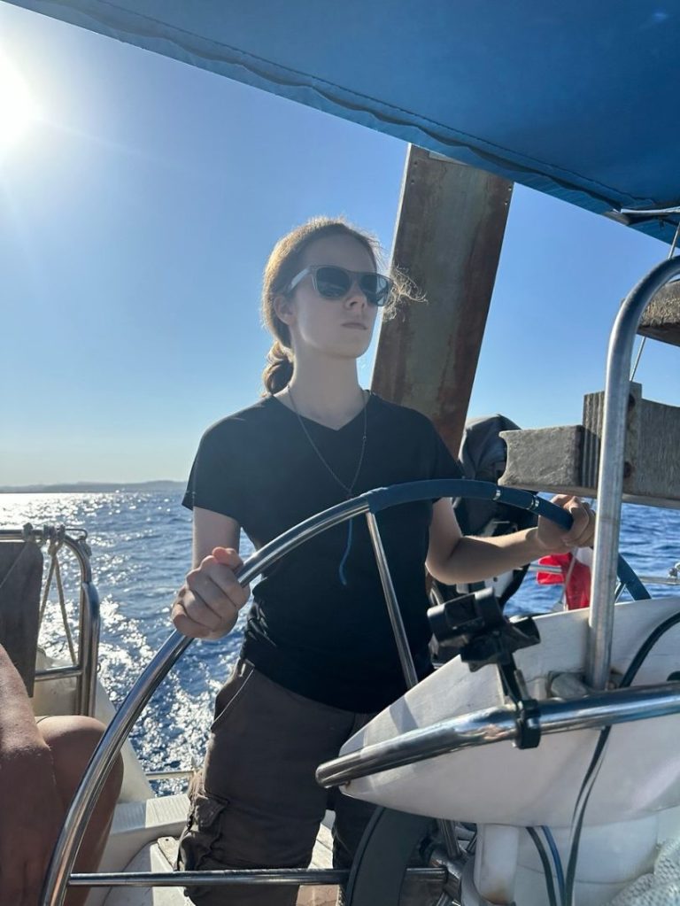 Пластуни Кіпру вийшли в море