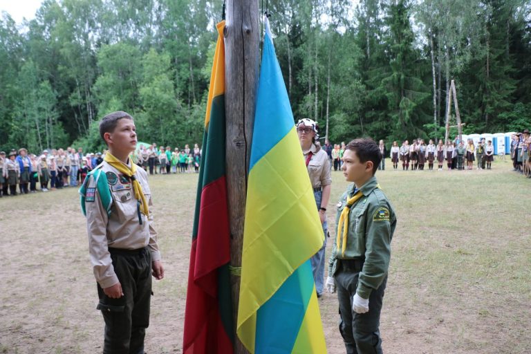 Пластуни Литви взяли участь у скаутському таборі у “Įsiskautinimas”