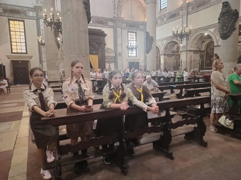 Пластуни Мілану були учасниками табору, організованого Agesci Brescia 7