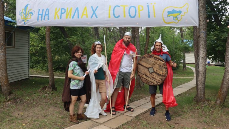 10-15 серпня 2025 року відбувся табір пластунів Саскатуна “На Крилах Історії”