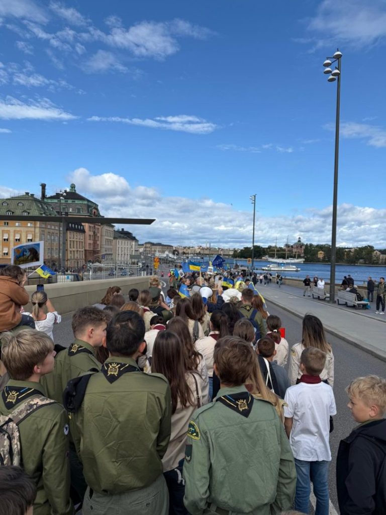 Пластуни Стокгольма взяли участь у святкуваннях до Дня Незалежності України