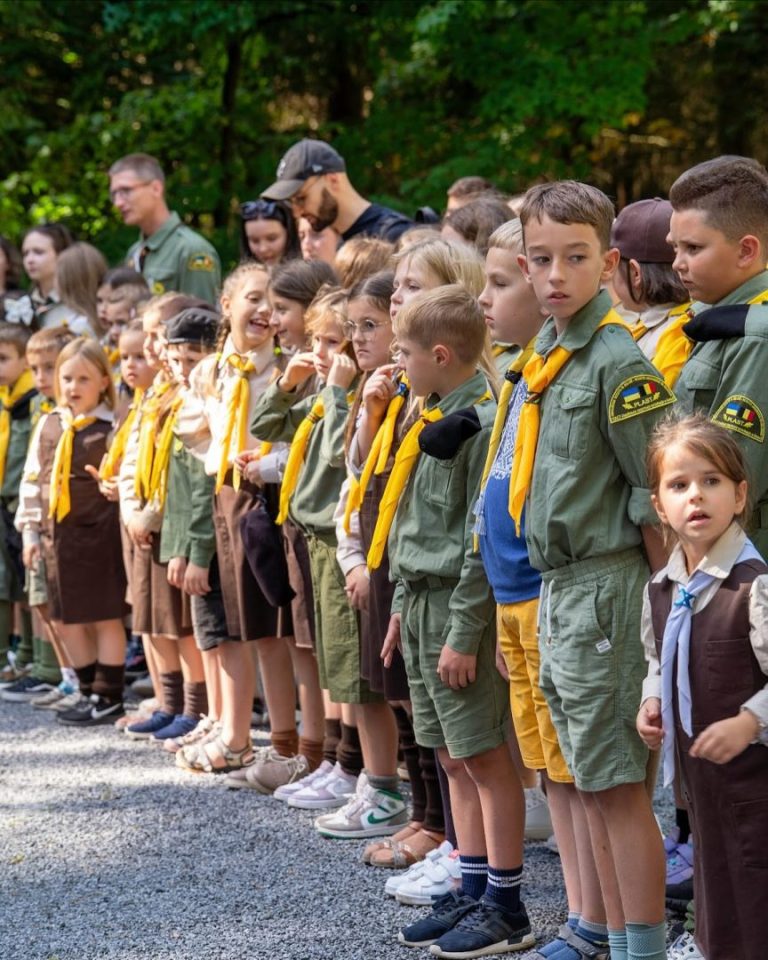 7 вересня 2025 року пластуни Бельгії урочисто відкрили новий пластовий рік