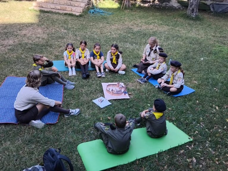 28 вересня 2025 осередки Кесерван і Триполі в Лівані відкрили Пластовий рік