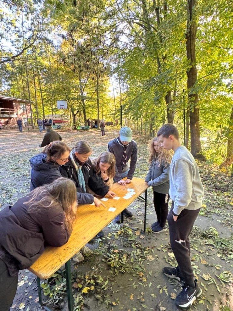 18 жовтня 2025 у пластовому осередку в Празі відбулася Повстанська Ватра