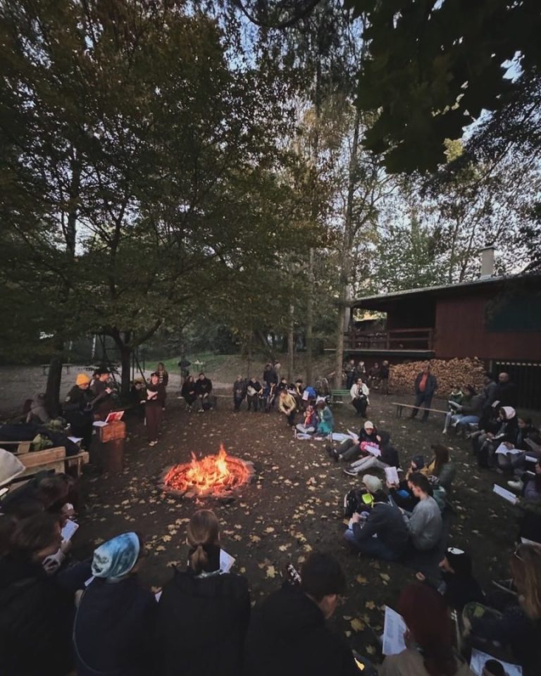 18 жовтня 2025 у пластовому осередку в Празі відбулася Повстанська Ватра