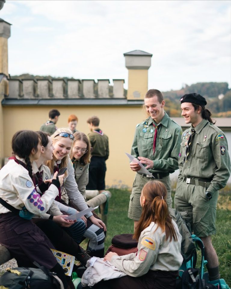 Понад 110 пластунів з різних куточків Європи зібралися разом, щоб пройти Осінній Рейд