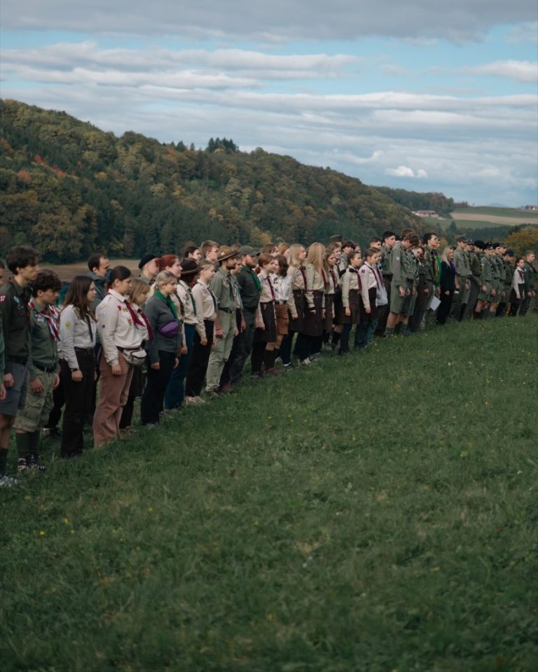 Понад 110 пластунів з різних куточків Європи зібралися разом, щоб пройти Осінній Рейд