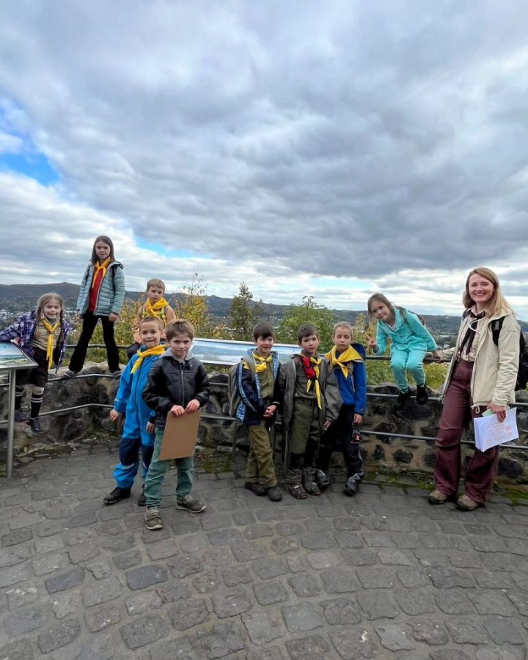 Пластуни з осередку в Бонні відбули мандрівку до вулкана Rodderberg