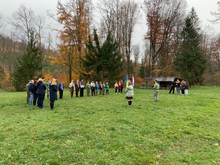 1–2 листопада 2025 пластуни Острави відправився у мандрівку “Володарі 4 стихій”