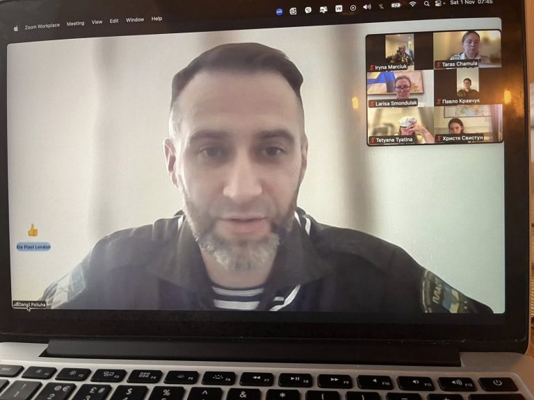 Хвилиною мовчання пластуни Лондона згадали всіх, хто загинув під час російсько-української війни