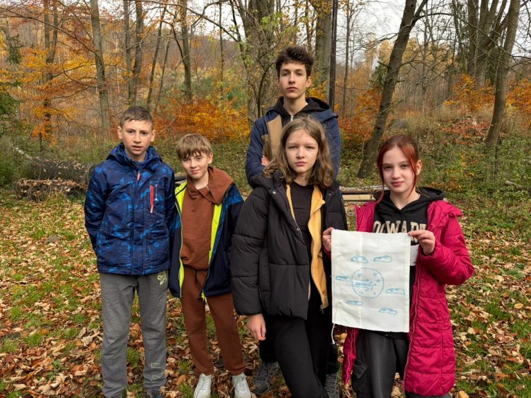 1–2 листопада 2025 пластуни Острави відправився у мандрівку “Володарі 4 стихій”