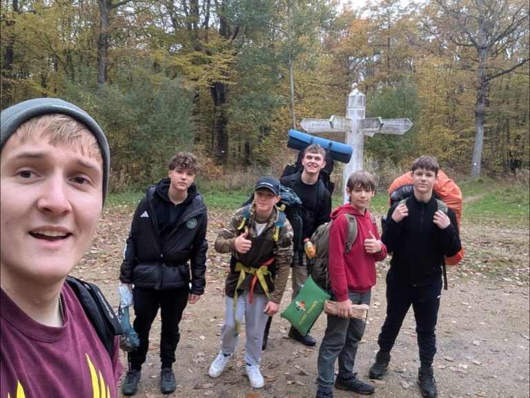 1-2 листопада пластуни Парижа відзначили річницю Листопадового Чину