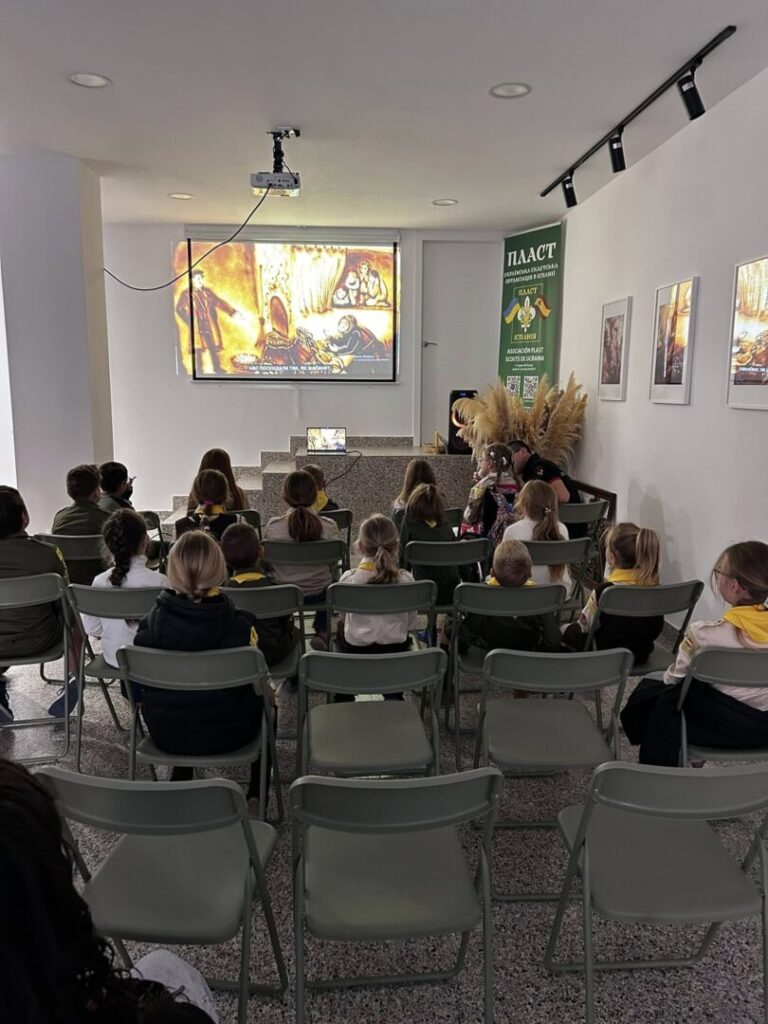 Найменші пластуни Валенсії провели сходини пам’яті жертв голодоморів