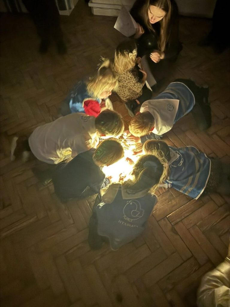 Лондонські пташата провели сходини у День пам’яті жертв Голодомору