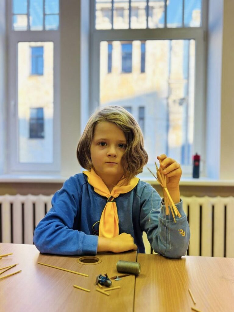 Найменші пластуни Латвії провели сходини про те, чому важливо пам’ятати та берегти правду