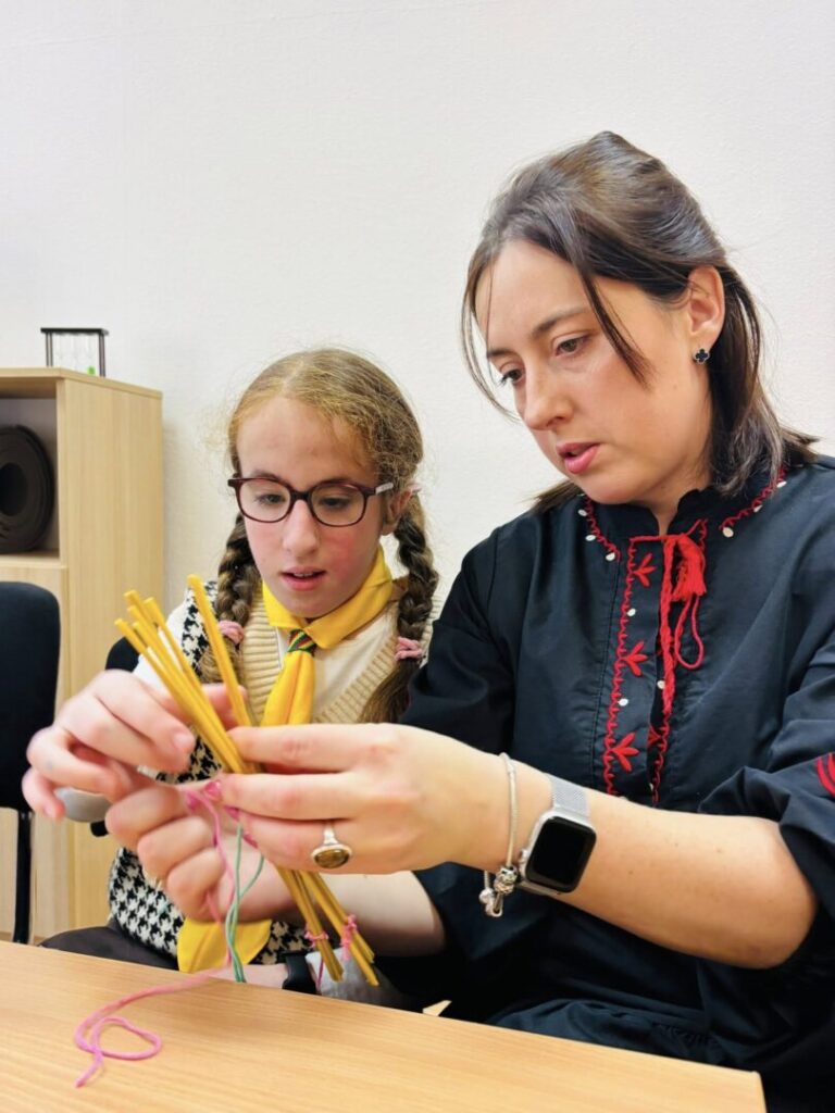 Найменші пластуни Латвії провели сходини про те, чому важливо пам’ятати та берегти правду