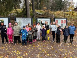 26 жовтня 2025 пластуни Фінляндії вирушили на прогульку до острова Seurasaari