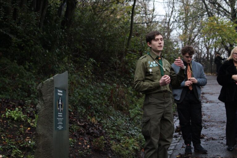 23 листопада 2025 пластуни осередку Единбург вшанували пам’ять жертв Голодомору